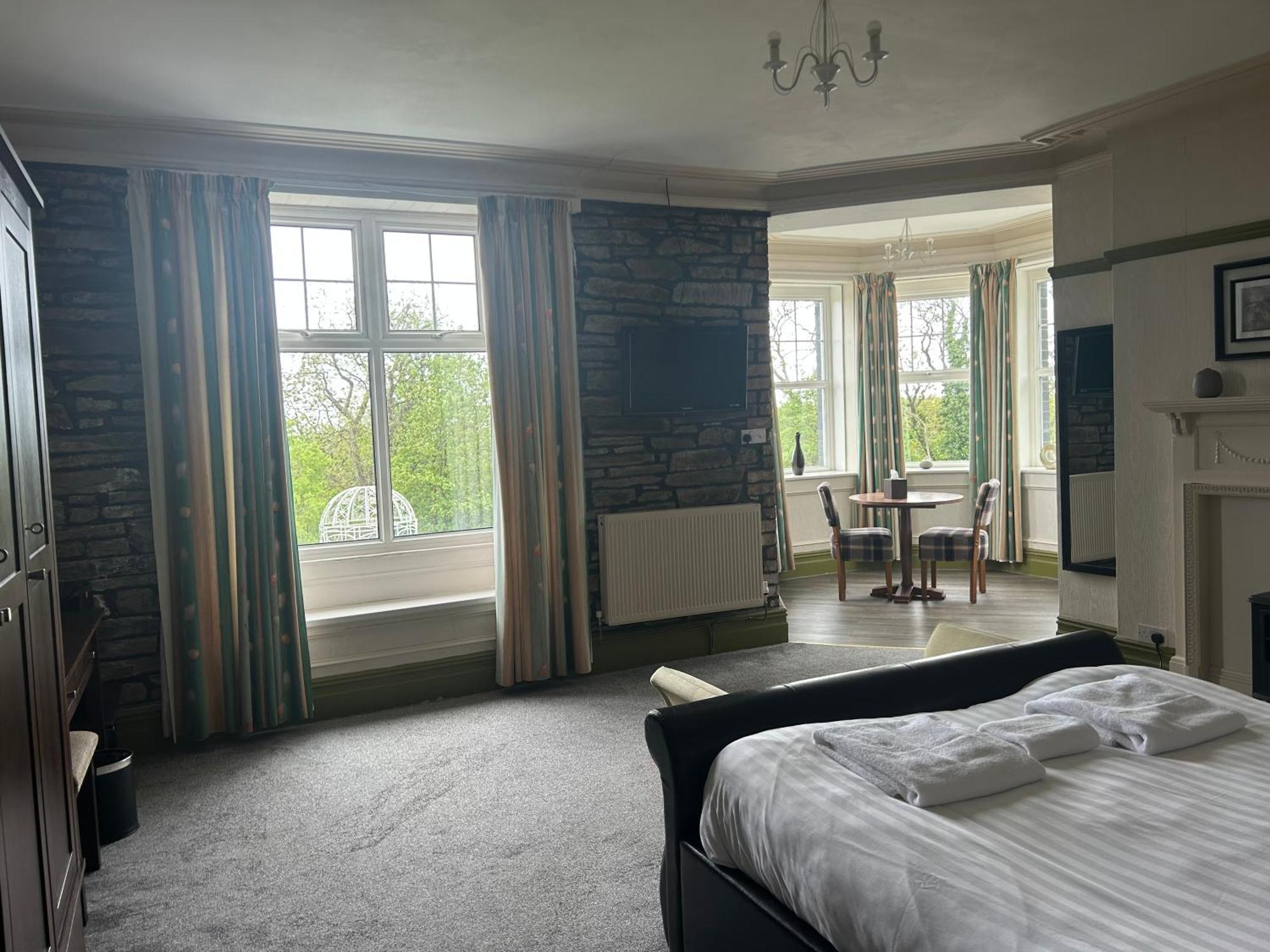 Broadway House Bed and Breakfast Laugharne Eksteriør billede